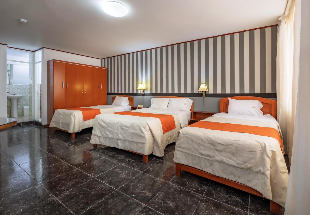Recreo Hotel Trujillo Esterno foto