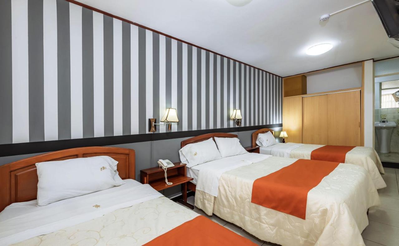 Recreo Hotel Trujillo Esterno foto