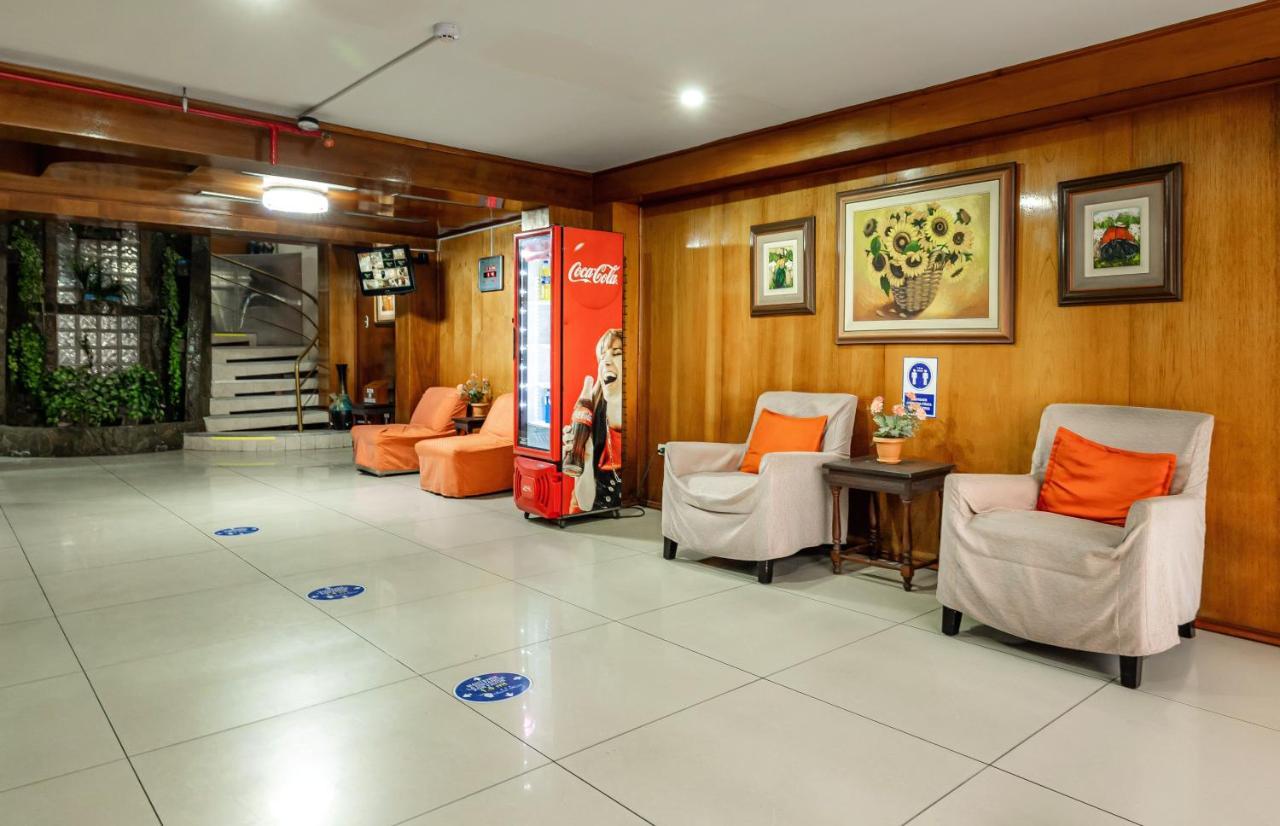 Recreo Hotel Trujillo Esterno foto