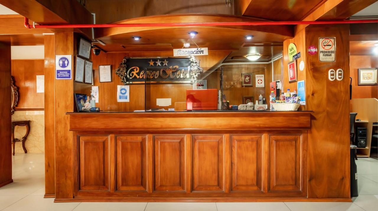 Recreo Hotel Trujillo Esterno foto
